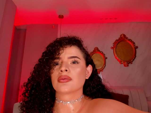 KylieJenkins live cam on BongaCams