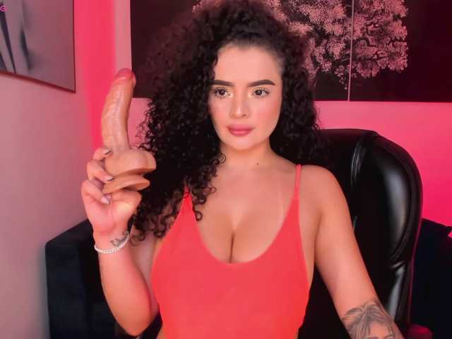 KylieJenkins live cam on BongaCams
