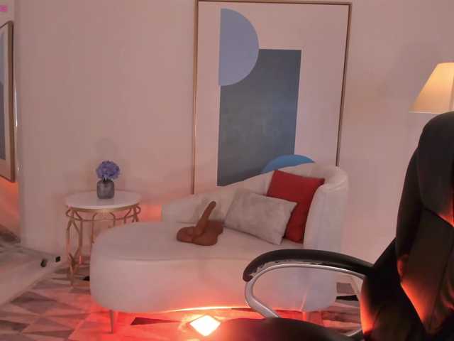 KylieJenkins live cam on BongaCams