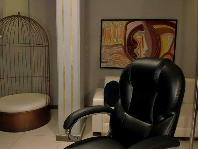 KylieJenkins live cam on BongaCams