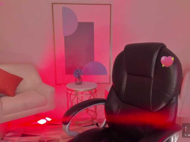 KylieJenkins live cam on BongaCams