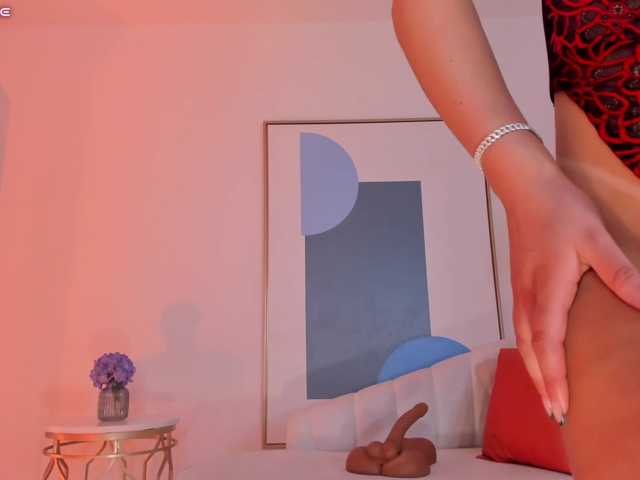 KylieJenkins live cam on BongaCams