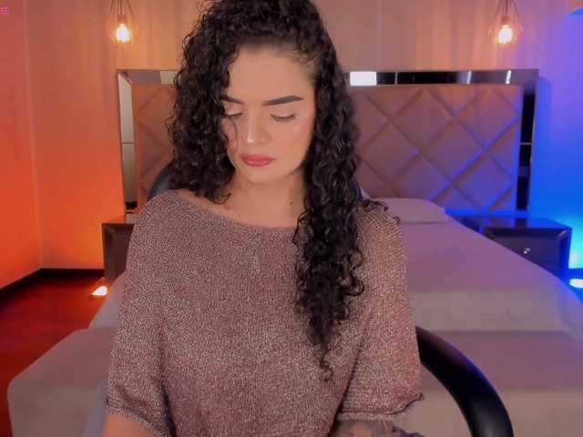 KylieJenkins live cam on BongaCams