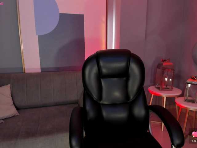 KylieJenkins live cam on BongaCams