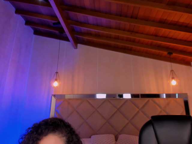 KylieJenkins live cam on BongaCams