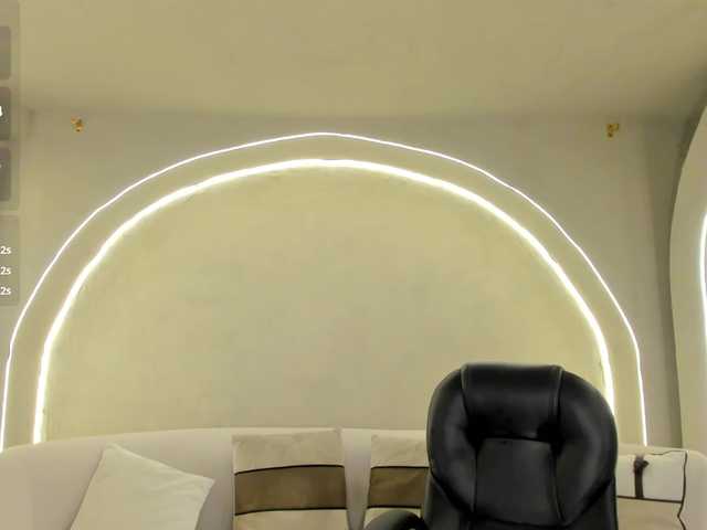 KylieJenkins live cam on BongaCams
