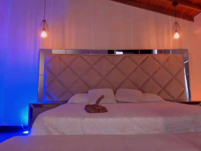 KylieJenkins live cam on BongaCams