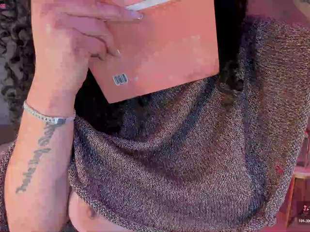 KylieJenkins live cam on BongaCams