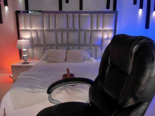 KylieJenkins live cam on BongaCams