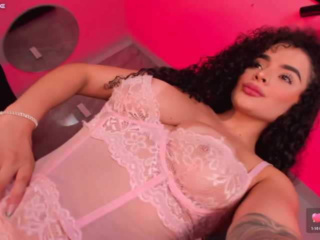 KylieJenkins live cam on BongaCams