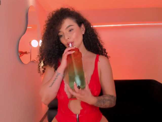KylieJenkins live cam on BongaCams