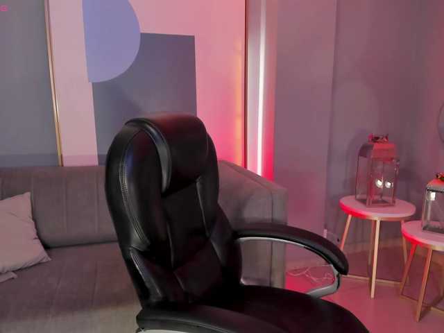 KylieJenkins live cam on BongaCams