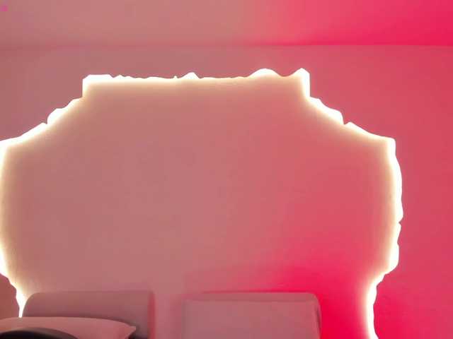 KylieJenkins live cam on BongaCams