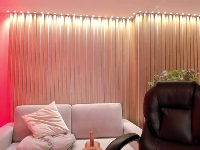KylieJenkins live cam on BongaCams