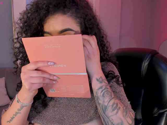 KylieJenkins webcam