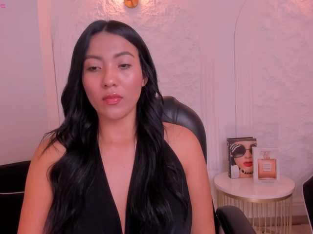 NatalieLewis live webcam show