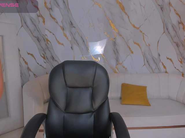 NatalieLewis live webcam show
