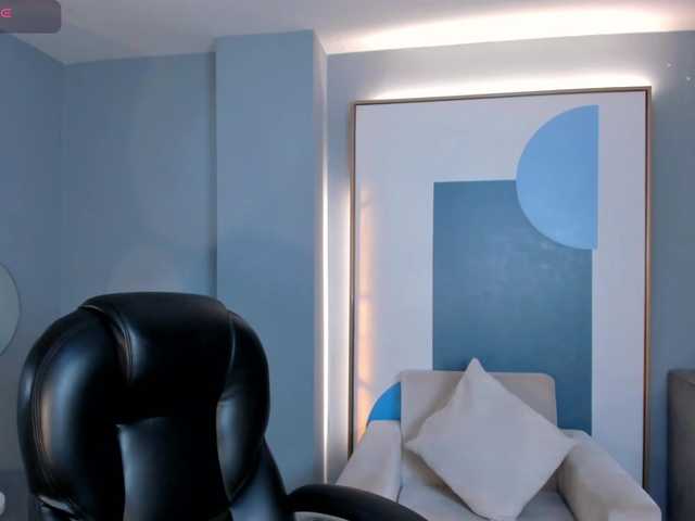 NatalieLewis live cam on BongaCams