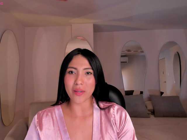 NatalieLewis live webcam show