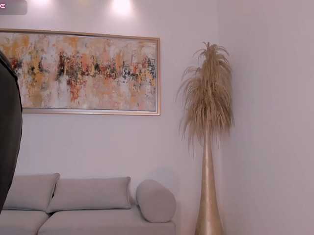 NatalieLewis live cam on BongaCams