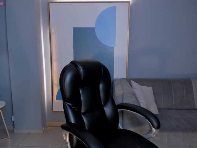 NatalieLewis live cam on BongaCams