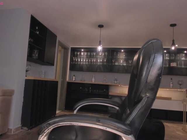 NatalieLewis live cam