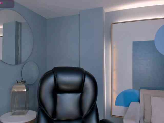 NatalieLewis webcam