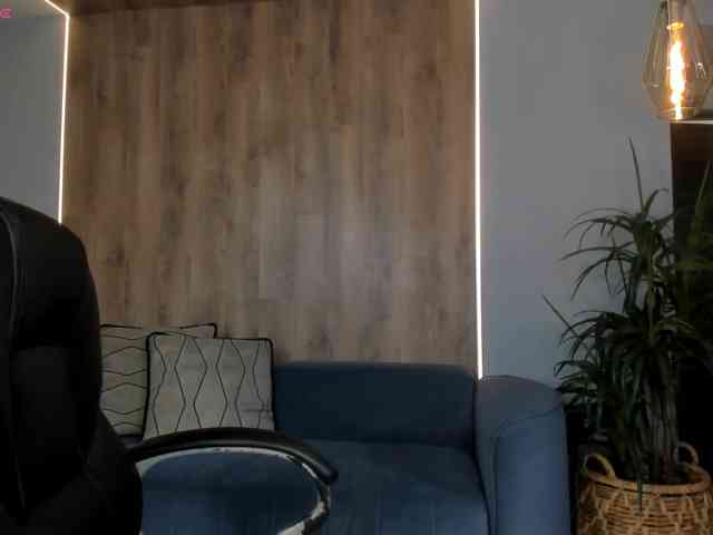 NatalieLewis webcam