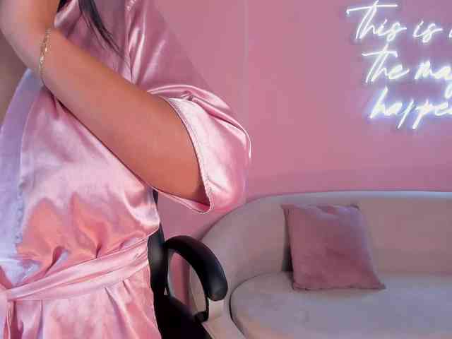 NatalieLewis webcam