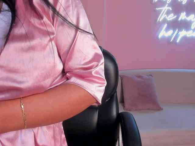 NatalieLewis webcam