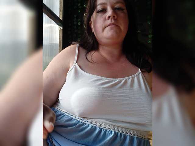 AnnaVictoriaa live stream preview