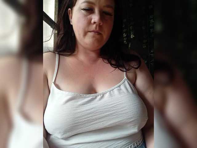 AnnaVictoriaa live cam