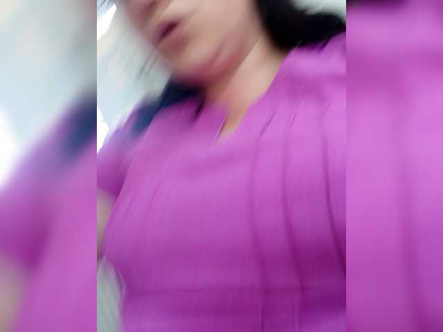 AnnaVictoriaa live cam on BongaCams