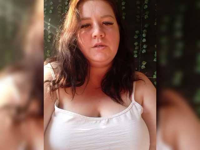 AnnaVictoriaa live cam on BongaCams