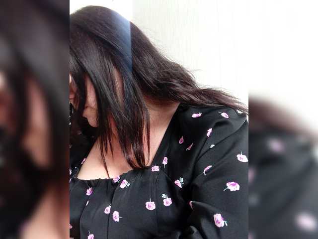 le modèle Vikky_Beauty est en webcam porno dans un show sur le site bongacams, il possède les tags suivants: White/Caucasian,Brunette,Hairy