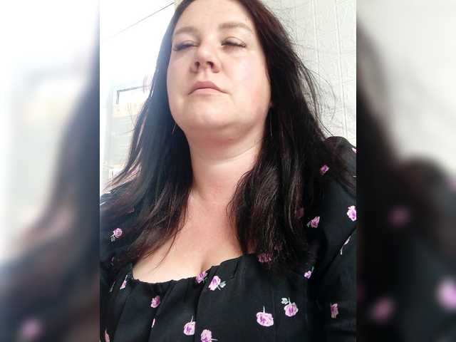 le modèle Vikky_Beauty est en webcam porno dans un show sur le site bongacams, il possède les tags suivants: White/Caucasian,Brunette,Hairy