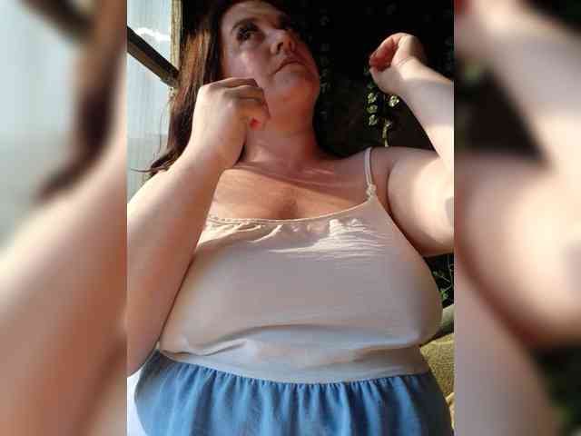 Vikky_Beauty webcam