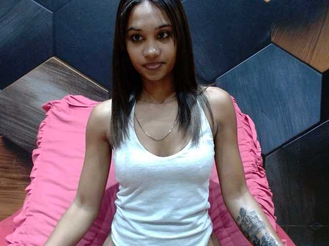 IndianAurora прямой эфир на BongaCams