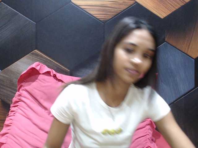 IndianAurora live cam on BongaCams