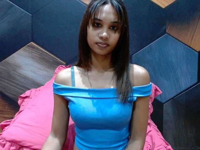 IndianAurora live cam on BongaCams