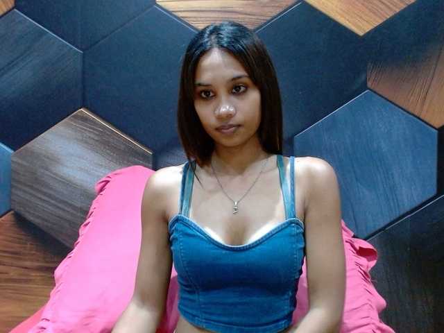 IndianAurora live cam on BongaCams