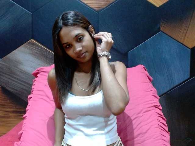 IndianAurora live cam on BongaCams