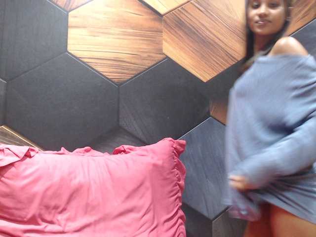 IndianAurora live cam on BongaCams