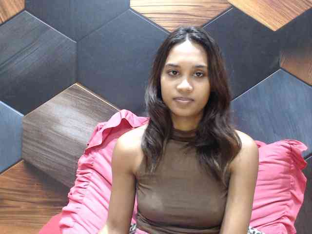 IndianAurora Live Webcam on BongaCams