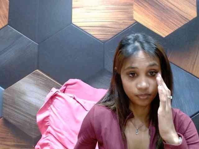 IndianAurora Live Webcam on BongaCams