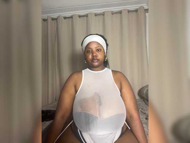 Msponey live cam on BongaCams