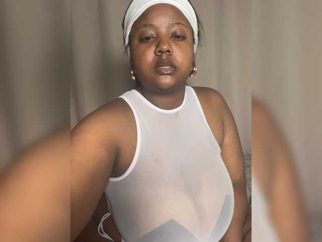 Msponey live cam on BongaCams