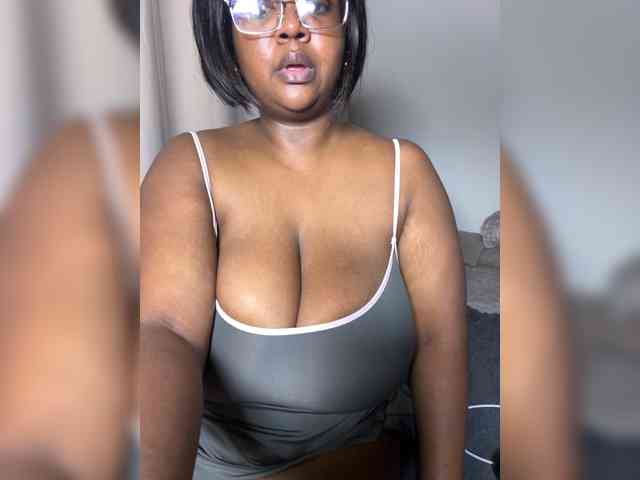 MsPoney webcam