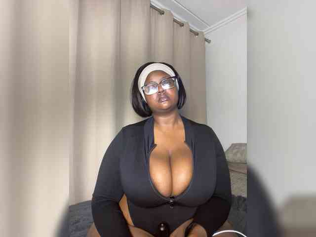 MsPoney webcam