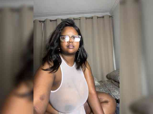 MsPoney webcam